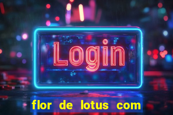 flor de lotus com lua tatuagem